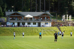Punktgewinn im ersten Heimspiel